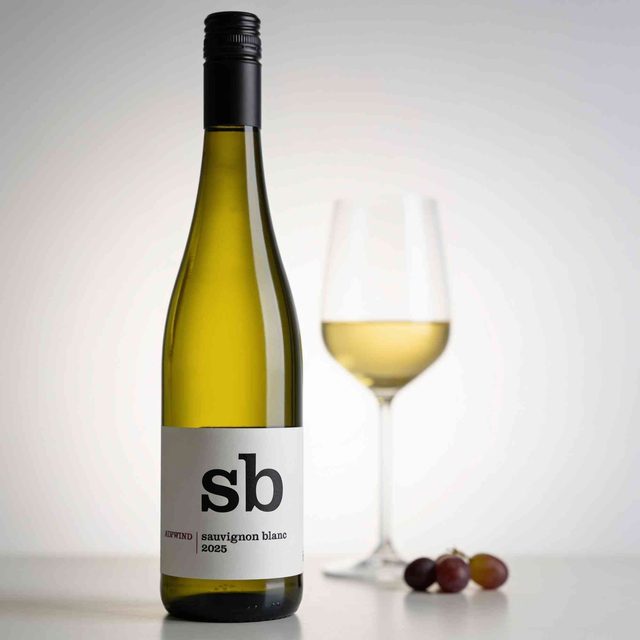 Flasche Thomas Hensel Aufwind Sauvignon Blanc